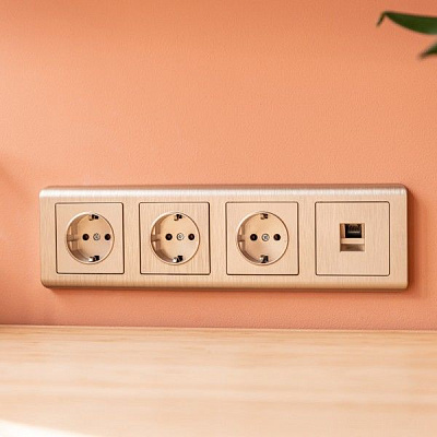 Werkel Stream W0042111 Рамка на 4 поста (шампань)